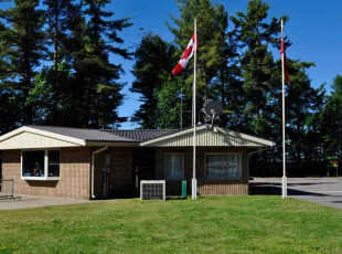 Pancake Bay Provincial Park, Park Office