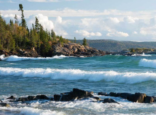 Lake Superior Waves